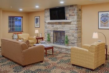 Cobblestone Inn and Suites Winterset