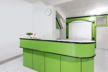 Penginapan Rb Syariah by OYO Rooms