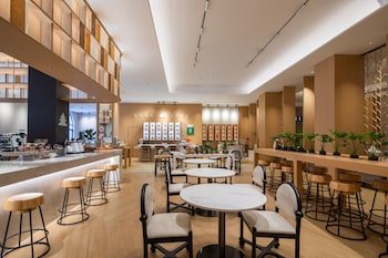 New World Taishan Hotel