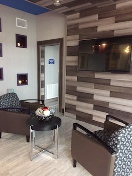 Hotel Blue