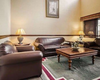 Quality Suites Jeffersonville