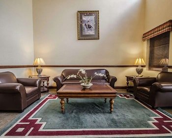Quality Suites Jeffersonville