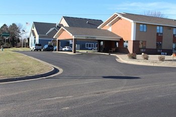 Asteria Inn And Suites