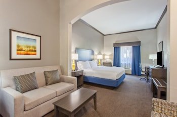 Holiday Inn Express & Suites Wharton