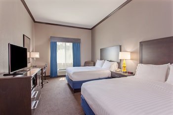 Holiday Inn Express & Suites Wharton