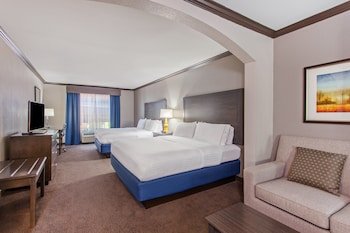 Holiday Inn Express & Suites Wharton