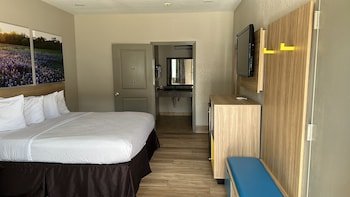 Lone Star Inn