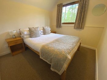 Burnbank Lodges