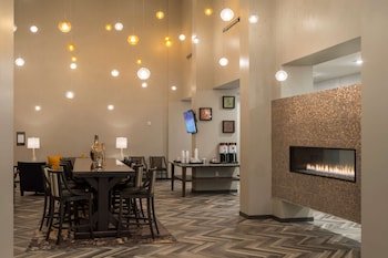 Hampton Inn & Suites Minneapolis University Area