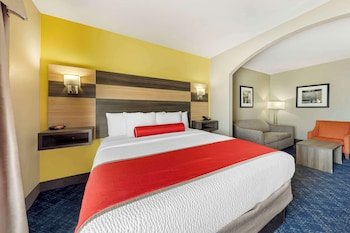 Best Western Plus Midwest City Inn & Suites