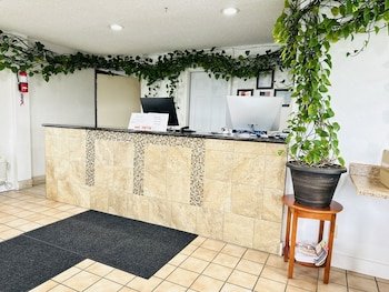 Northwoods Motel