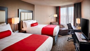 Best Western Plus Waterfront Hotel