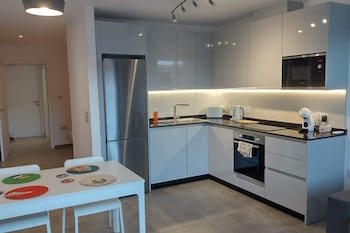 E1 Suites & Spa
