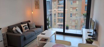 E1 Suites & Spa