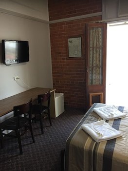 Heritage Hotel Rockhampton