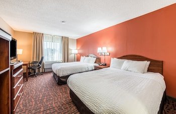 Lake Norman Inn and Suites