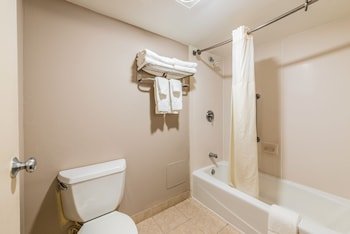 Lake Norman Inn and Suites