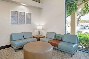 Best Western Plus Black Oak