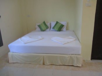 Phi Phi Green House