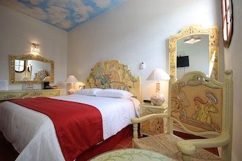 Hotel Don Cenobio