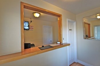 Budget Inn