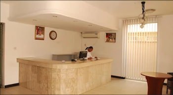 Hans Place Hotel