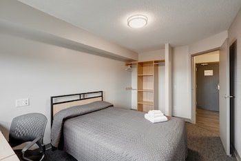 Seneca College Residence Newnham Campus