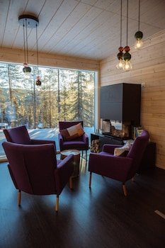 Arctic Skylight Lodge
