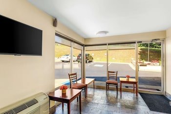 Econo Lodge Lynchburg