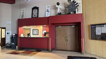 Crookston Inn
