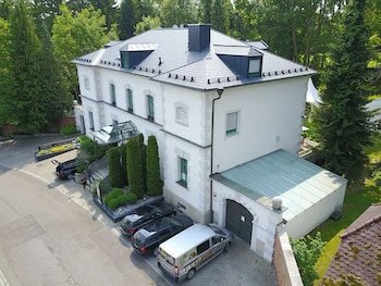 Am Schloß