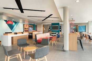Avid Hotel Melbourne Viera