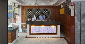 Hotel Pallvi Palace by OYO Rooms