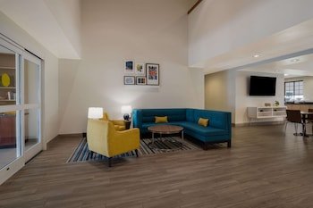 MainStay Suites