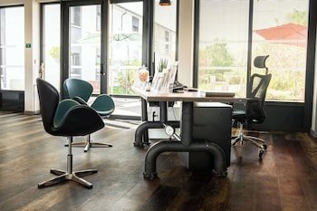 Sure Hotel by Best Western Les Portes de Montauban
