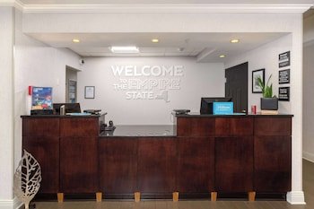 Hampton Inn Buffalo South/I 90