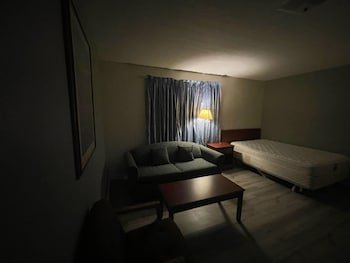 Uptown Motel
