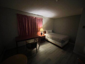 Uptown Motel