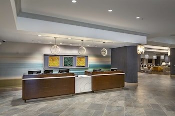 DoubleTree by Hilton Hotel Modesto