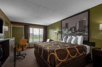 Super 8 by Wyndham Perrysburg/Toledo