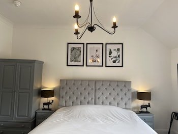 The Castle Hotel