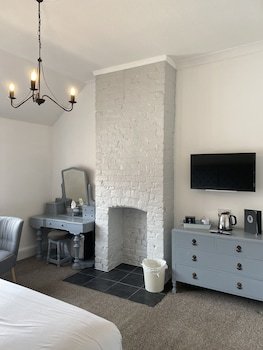 The Castle Hotel