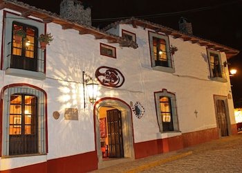Casona De Manzano B&B