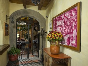 Casona De Manzano B&B
