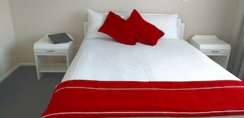Shadzz Motel & Conference Centre