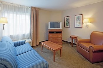 Candlewood Suites West Springfield