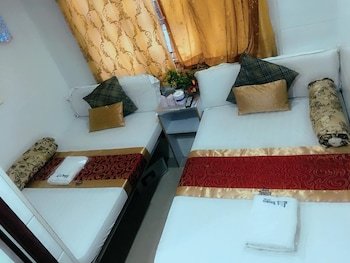 Leisure Hostel