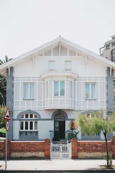 Alamar Surf House Salinas