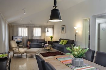 Rafael Residence