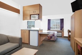 Microtel Inn & Suites by Wyndham Mankato